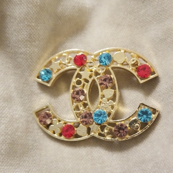 Beautiful fashion brooch - Picture 1 of 1